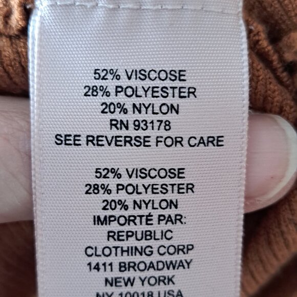 LARGE Burnt-orange batwing sweater popover - Picture 6 of 8